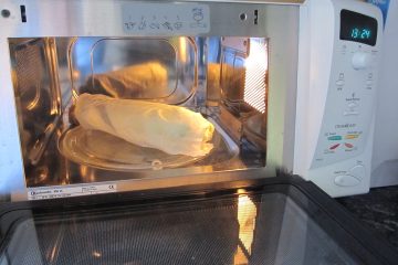 Maiskolben in der Mikrowelle